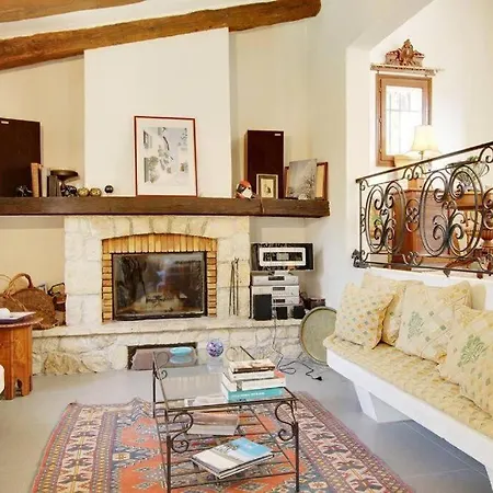 Maison Saint Antonie Provence Alpine Bed & Breakfast